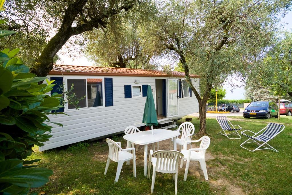 Camping Cisano - San Vito Bardolino Rum bild